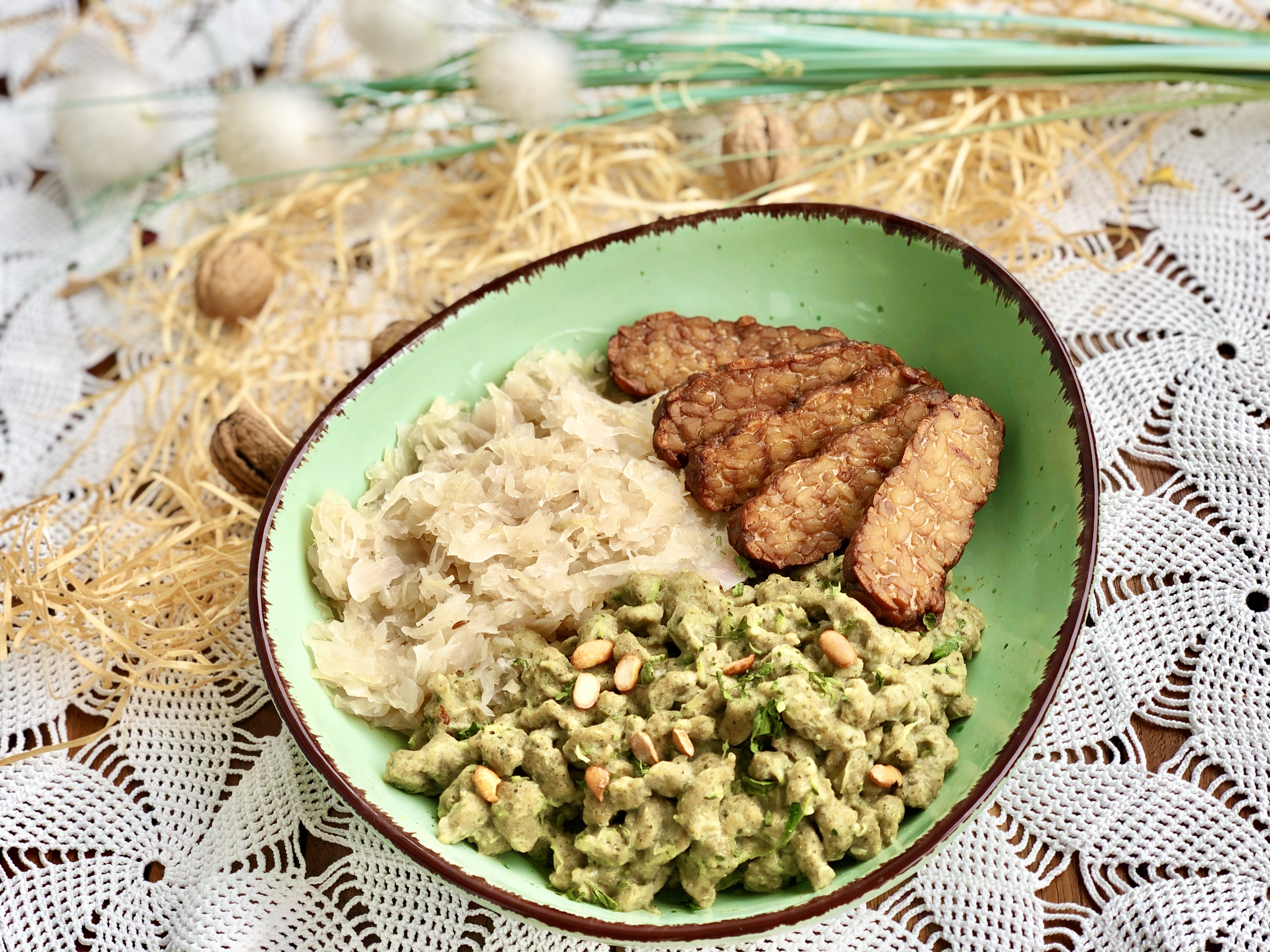 Veganské halušky s lahůdkovým droždím